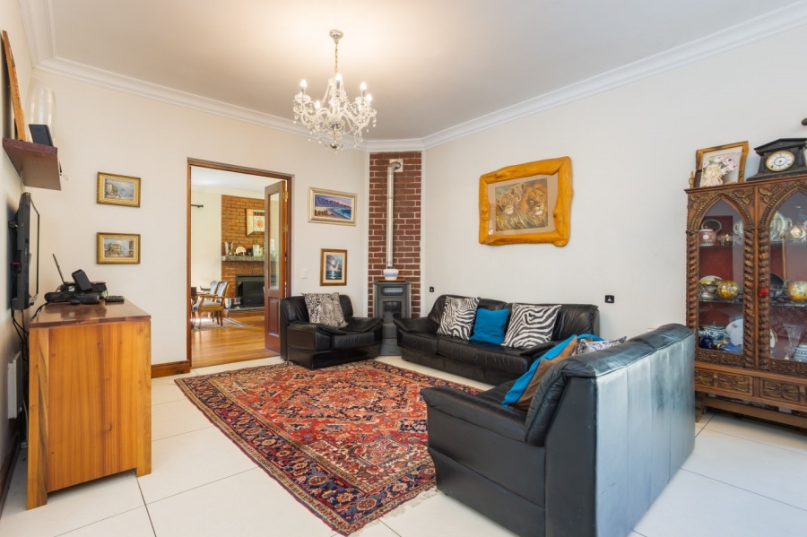 5 Bedroom Property for Sale in Val De Vie Estate Western Cape